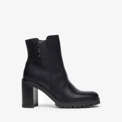 Women NeroGiardini Black Leather Ankle Boot