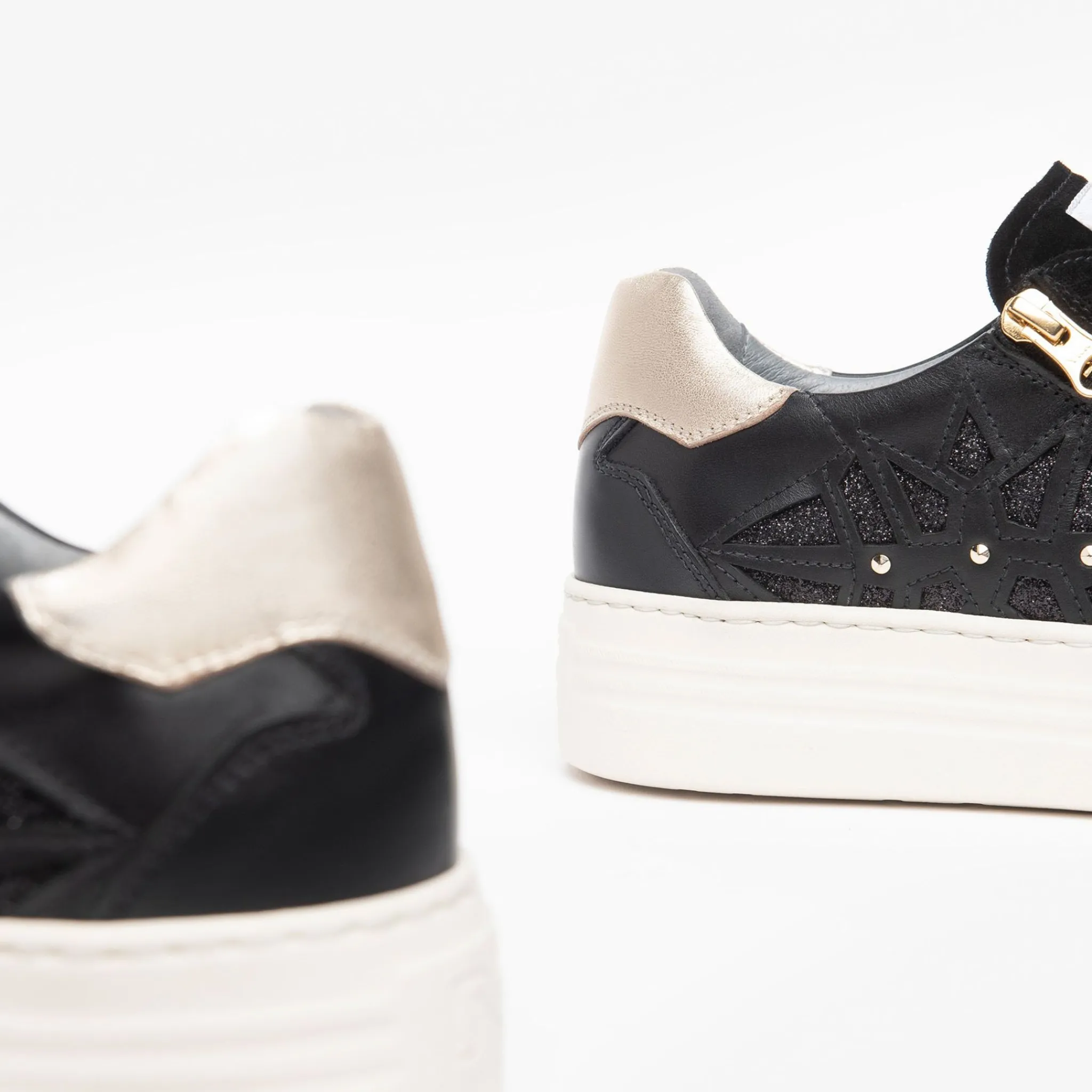 Women NeroGiardini Gold Platform Trainer