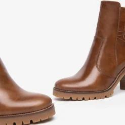 Women NeroGiardini Tan Leather Ankle Boot