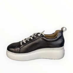 Women Wonders Platform Trainer